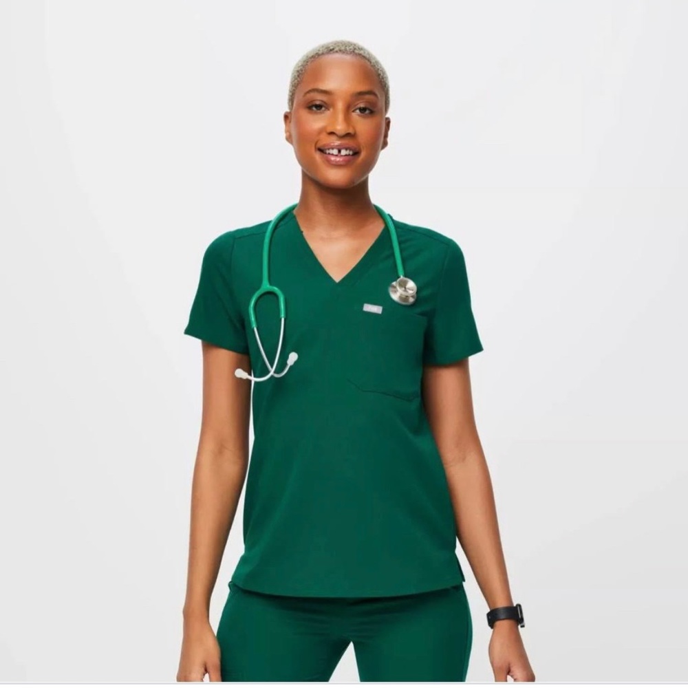 FIGS scrubs set